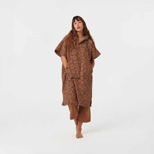 Slowtide Ginny Changing Poncho - Brown